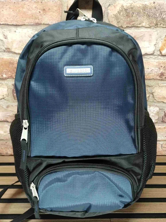 plecak materiałowy czarno granatowy przód plecak codzienny 10l