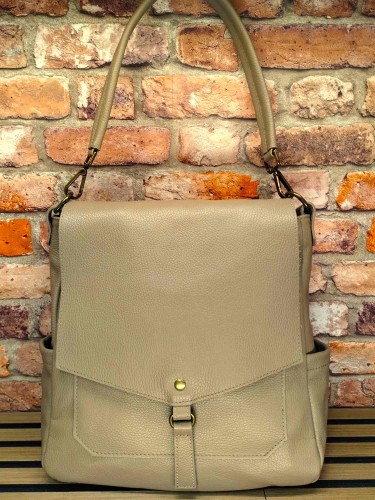 torebka skórzana dollaro cappuccino z klapą przód elegancka torba damska